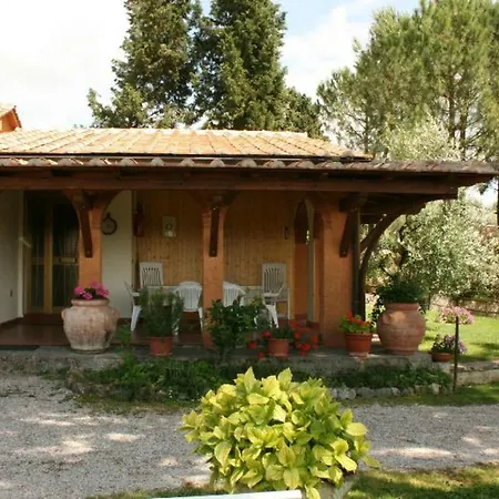 Menchetti Gospodarstwo agroturystyczne Pieve Vecchia (Tuscany)