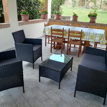 Menchetti Farmház Pieve Vecchia